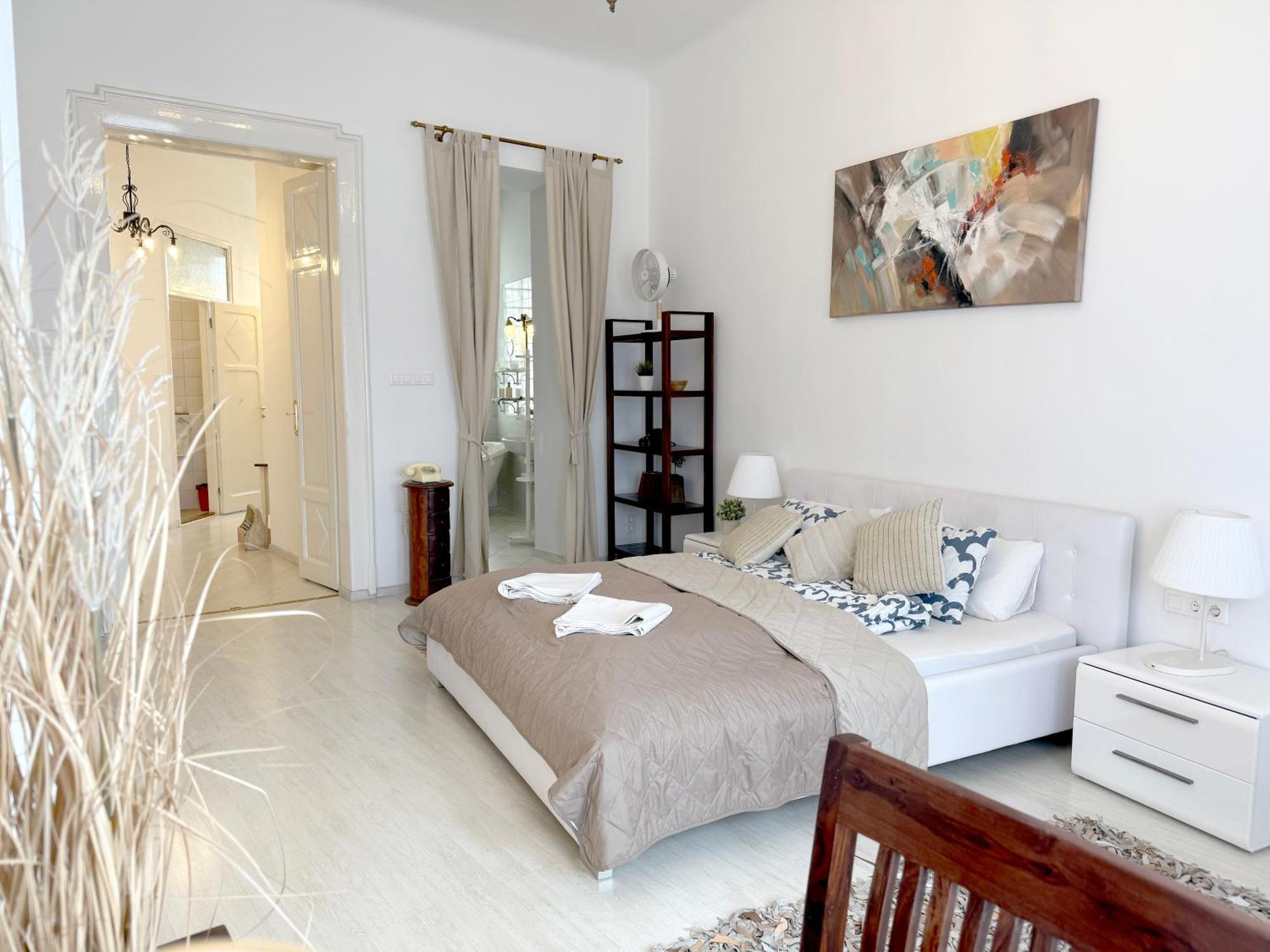 Elegant 125M2 Apartment In Center Of Budapest Exterior photo